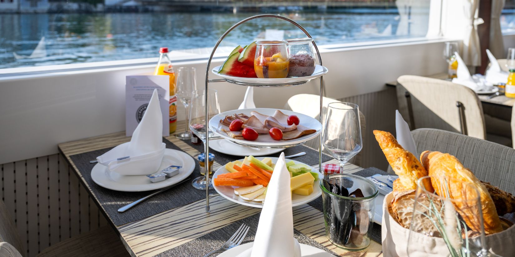 Brunch-Schiff
